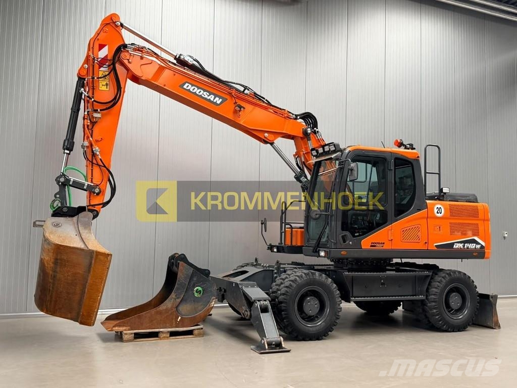 Doosan DX 140 W-7 Bagri na kolesih