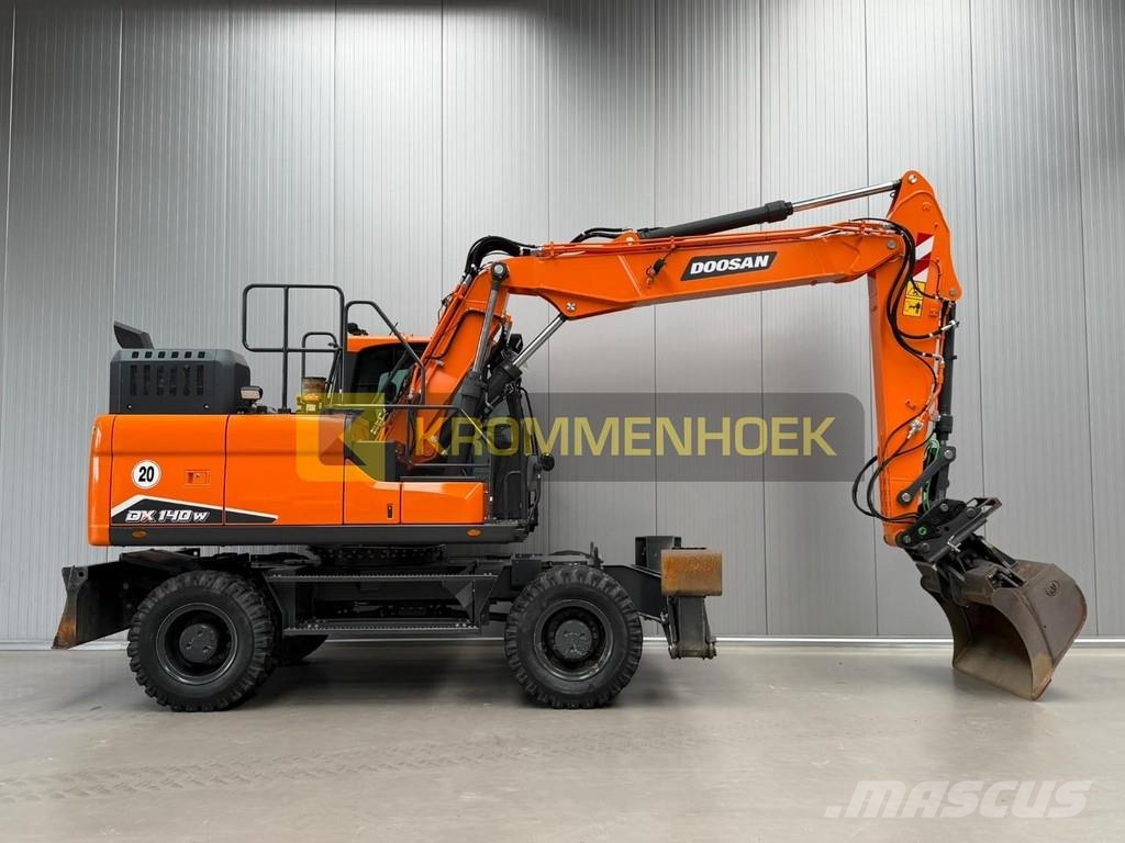 Doosan DX 140 W-7 Bagri na kolesih