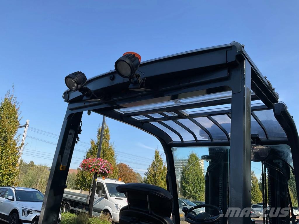 Toyota 8FBMKT25 2500KG 5.00METER HEFTRUCK شاحنات ذات رافعات شوكية تعمل بالكهرباء