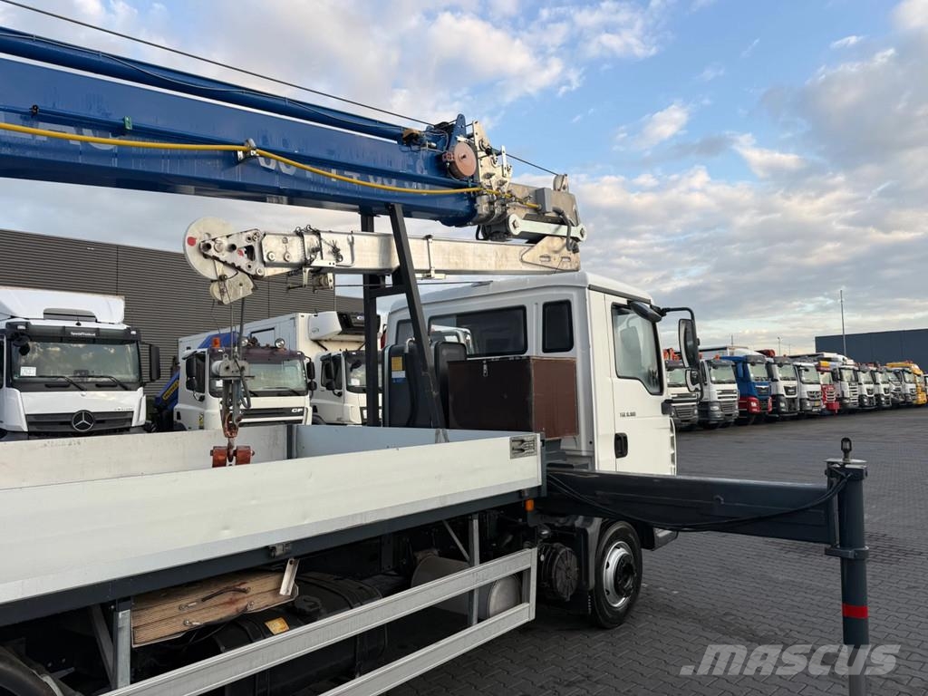 MAN TGL 8.180 4x2 + Böcker AK 32/1500 Autokraan – 32 m Polovne dizalice za sve terene