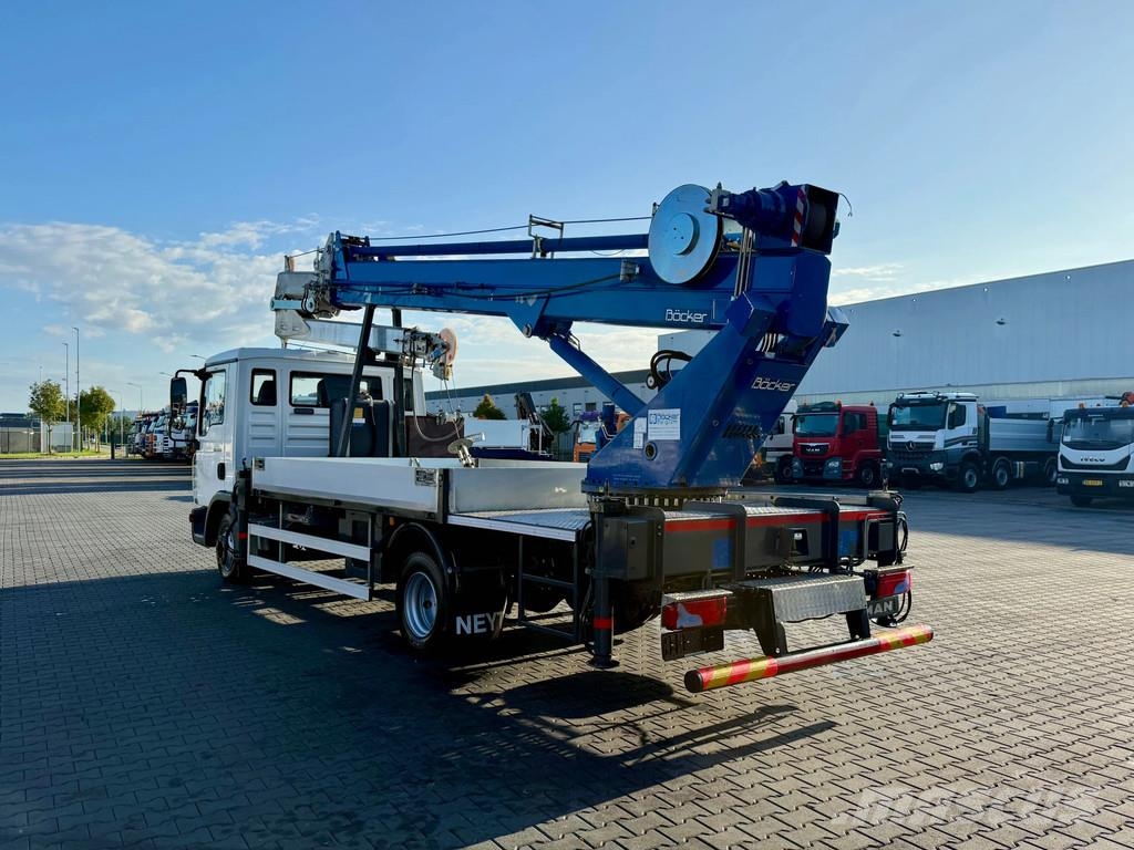MAN TGL 8.180 4x2 + Böcker AK 32/1500 Autokraan – 32 m Polovne dizalice za sve terene