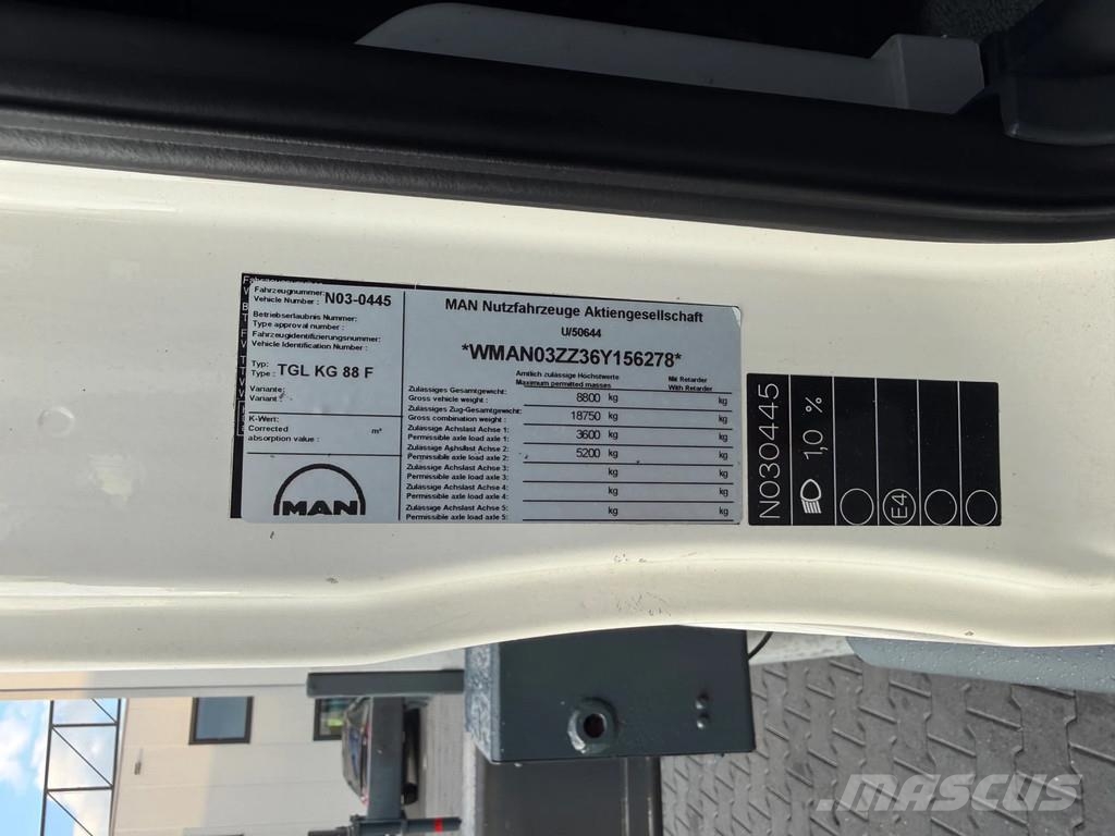 MAN TGL 8.180 4x2 + Böcker AK 32/1500 Autokraan – 32 m Polovne dizalice za sve terene