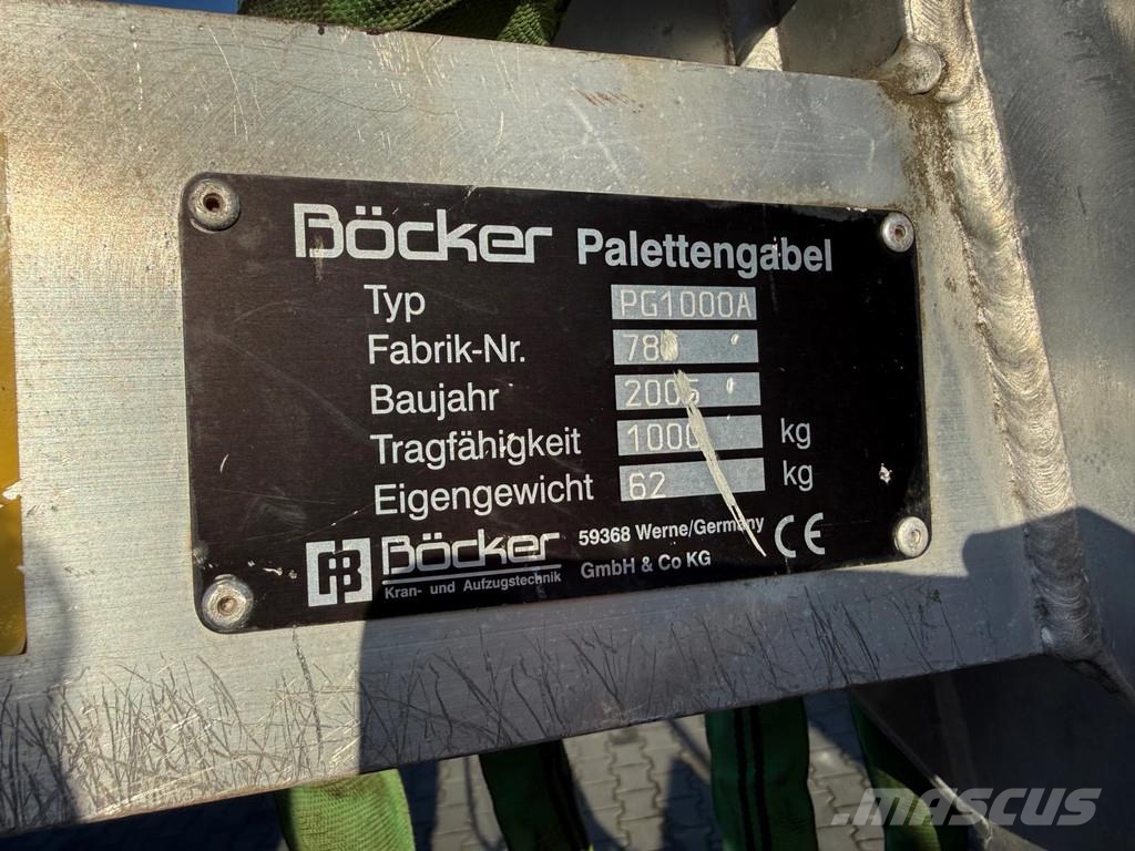 MAN TGL 8.180 4x2 + Böcker AK 32/1500 Autokraan – 32 m Polovne dizalice za sve terene