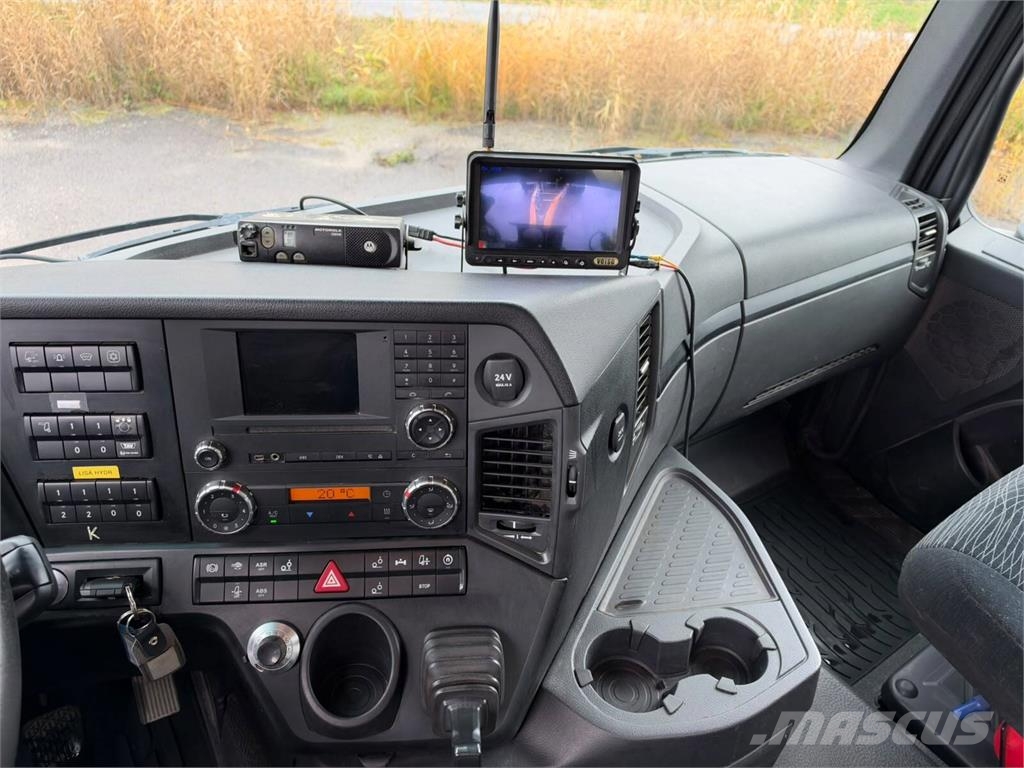 Mercedes-Benz Arocs 8x4 Camion ribaltabili