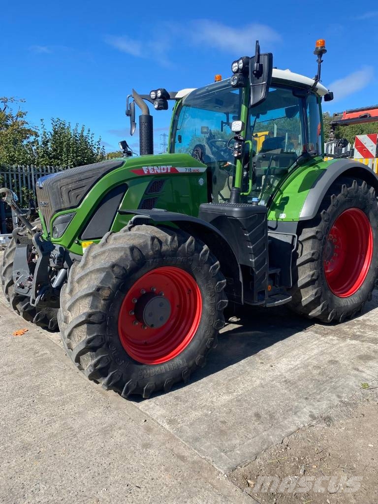 Fendt 718 Vario Gen6 الجرارات