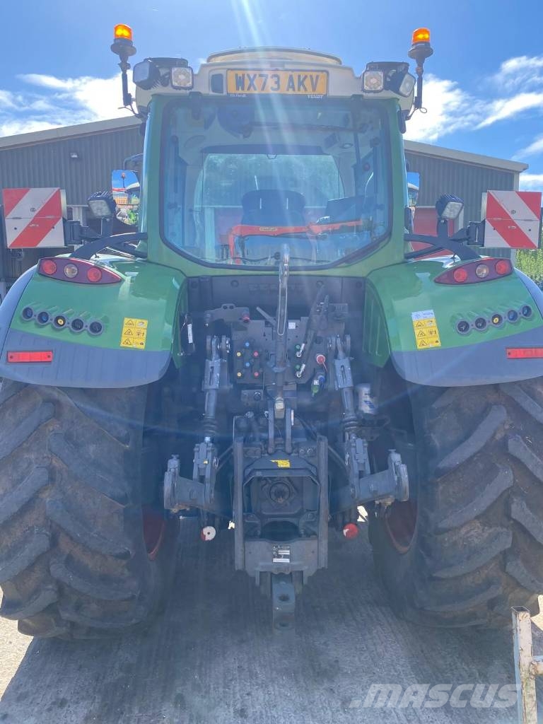 Fendt 718 Vario Gen6 الجرارات