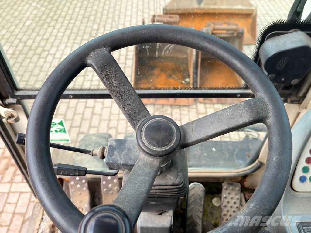 Terex TW110 Mobile Excavator - 3 buckets / Deutz engine Excavatoare 7t - 12t