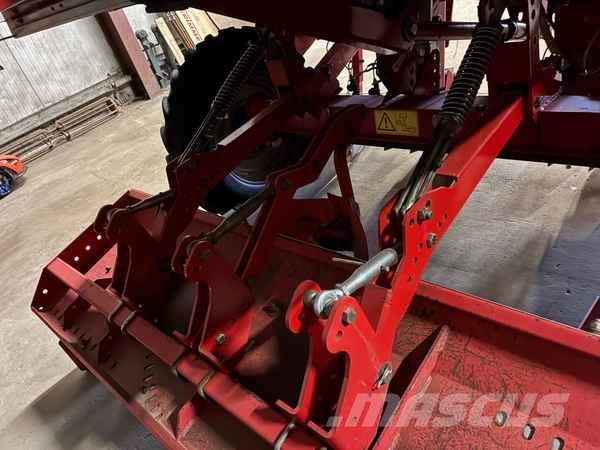 Grimme GL 32 B, 2 Row, Potato Cup Planter Ostale poljoprivredne mašine