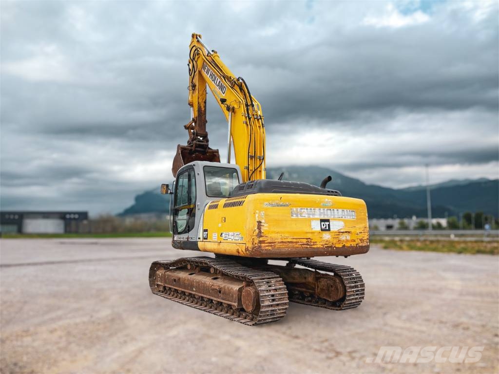 New Holland E 245 B Escavadeiras de esteiras