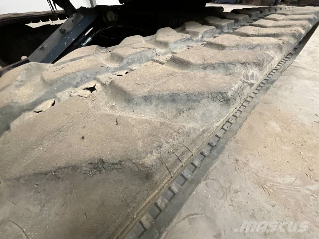 Komatsu PC 55 MR-3 Mini kotrók < 7t