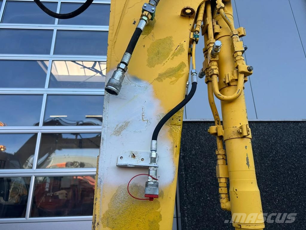 New Holland Kobelco E70SR-1ES | A/C Midi bagri 7t – 12t