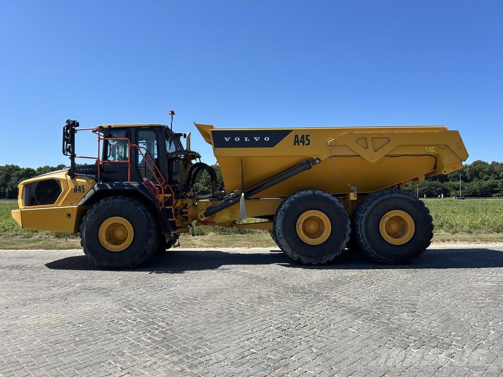 Volvo A45 ساحبات مفصلية