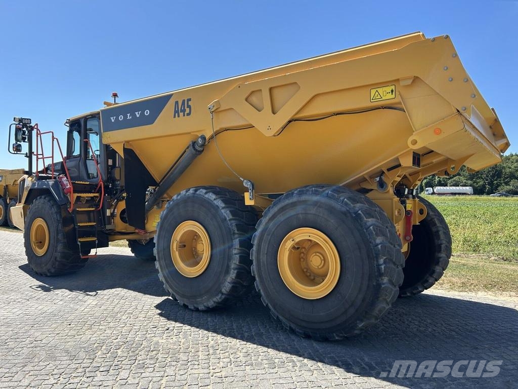 Volvo A45 ساحبات مفصلية