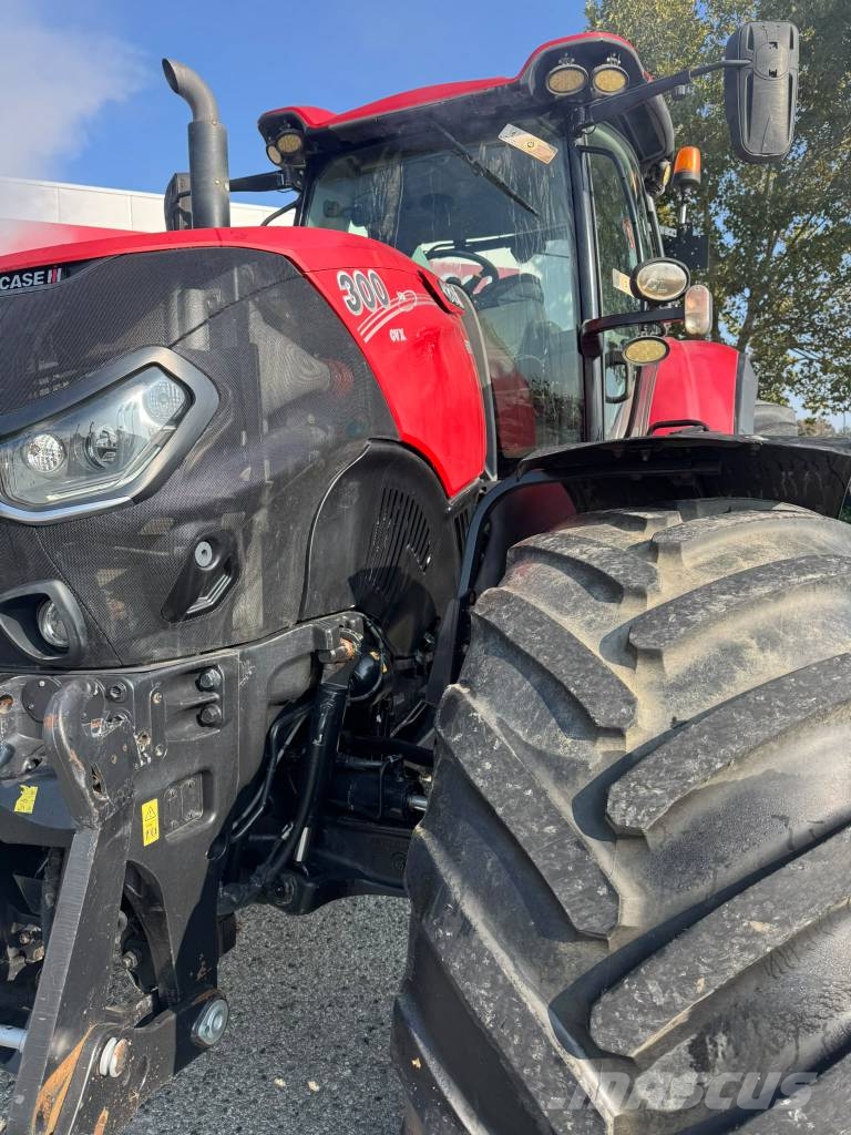 Case IH Optum 300 CVX الجرارات