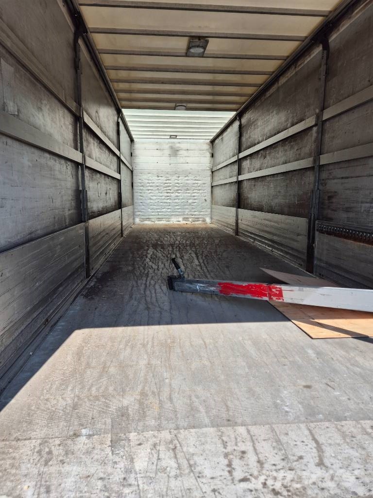 MAN TGM 26.290 6x2-4 //Lift// Nákladné vozidlá s bočnou zhrnovacou plachtou