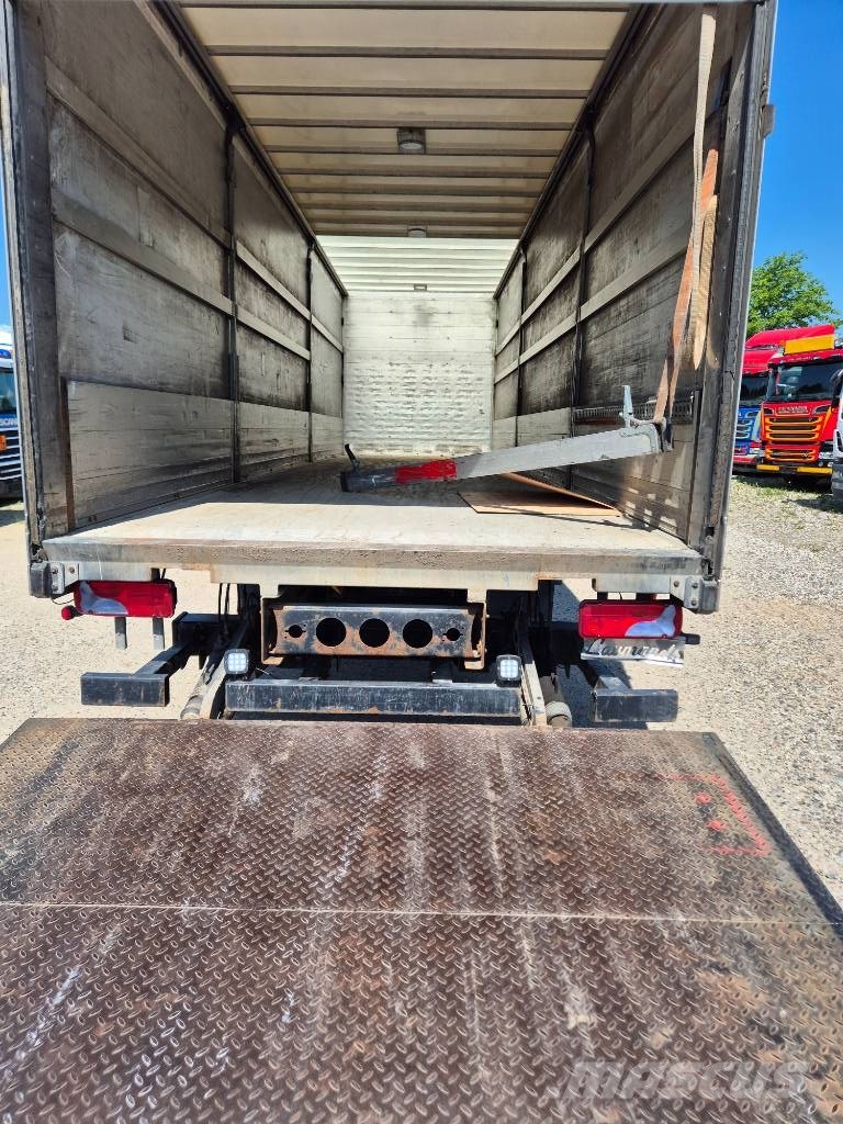 MAN TGM 26.290 6x2-4 //Lift// Nákladné vozidlá s bočnou zhrnovacou plachtou