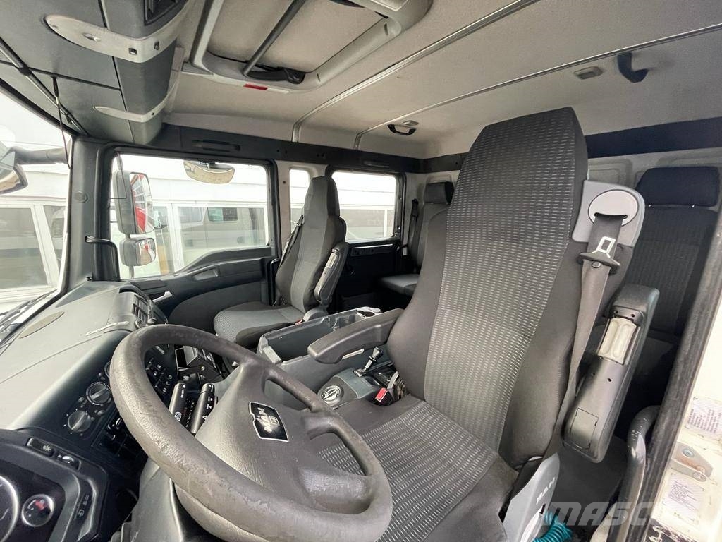 MAN TGL 10.220 Doka Tiefkühlkoffer Ladebordwand 1.5t Camiões caixa temperatura controlada