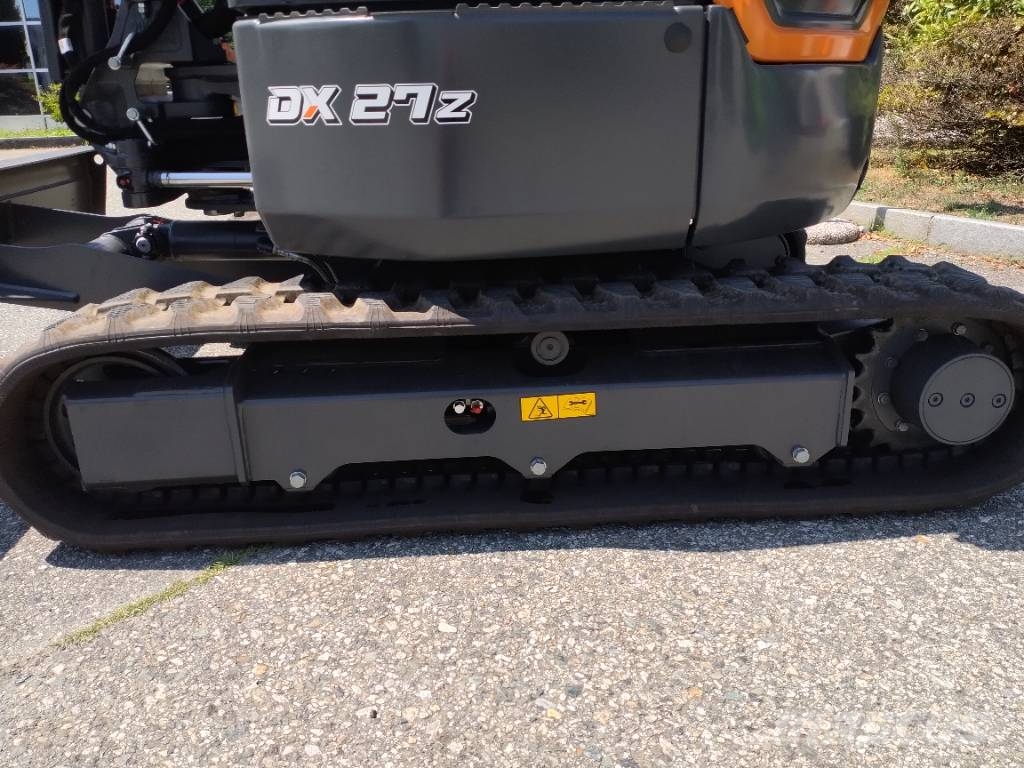 Develon DX 27 Z-7 Minigraafmachines < 7t