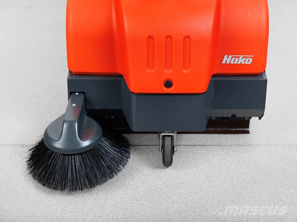 Hako Sweepmaster P800 - Benzin Sweeper Innenraumkehrmaschinen