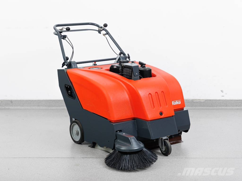 Hako Sweepmaster P800 - Benzin Sweeper Innenraumkehrmaschinen