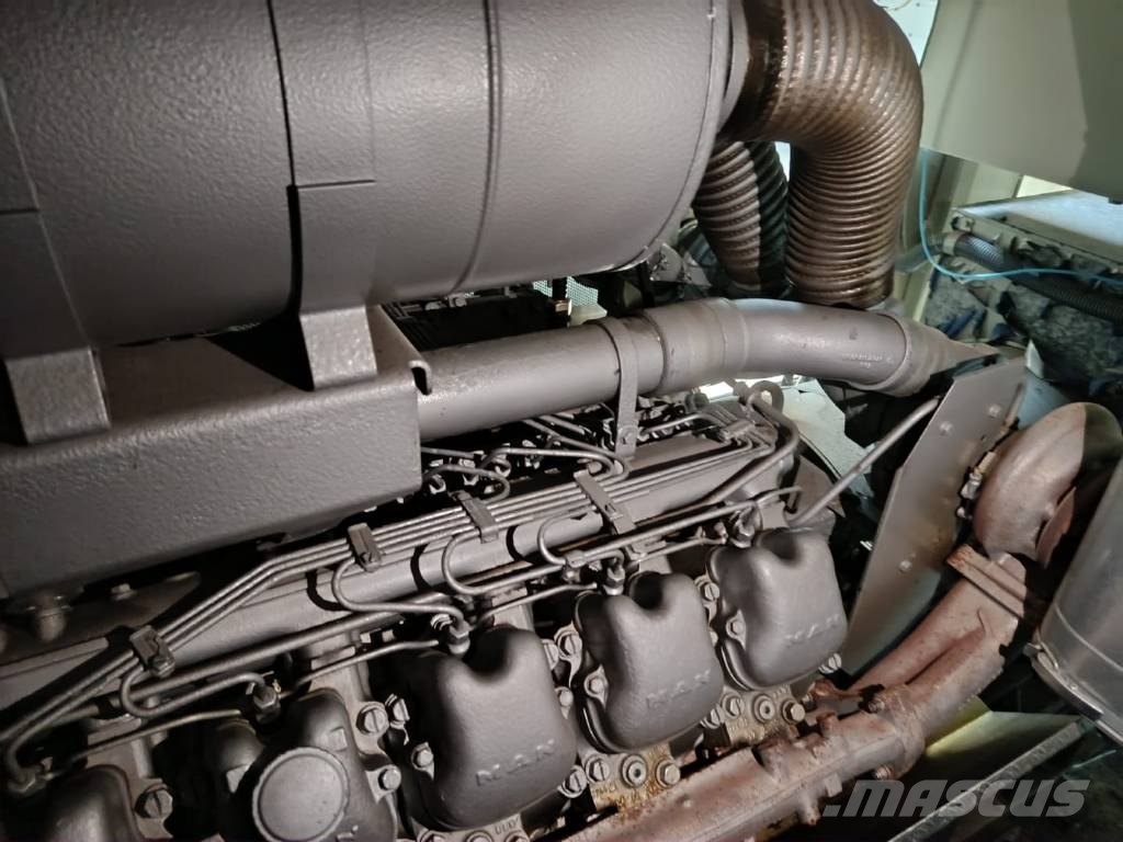 Polyma MA 1205005E65S Diesl Notstrom 493 KVA / 394 KW Dízel áramfejlesztők