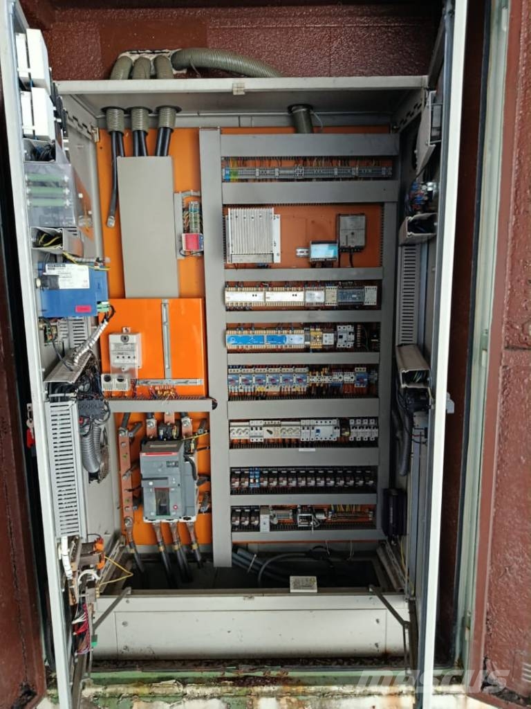 Polyma MA 1205005E65S Diesl Notstrom 493 KVA / 394 KW Dízel áramfejlesztők