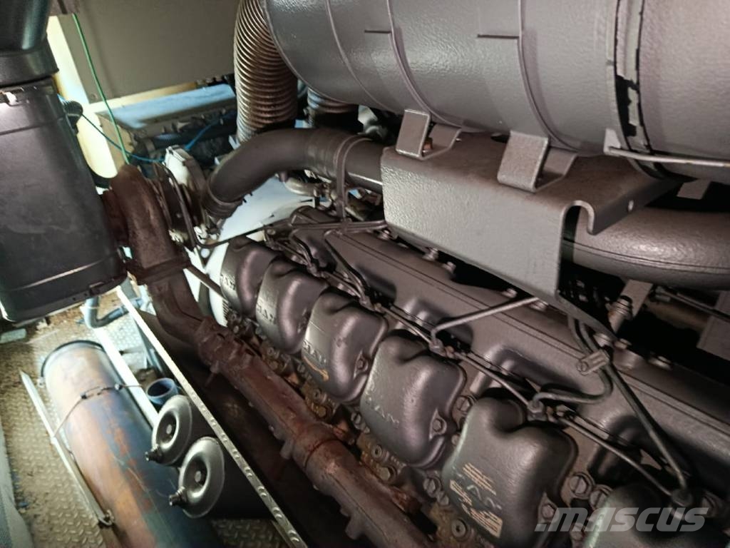 Polyma MA 1205005E65S Diesl Notstrom 493 KVA / 394 KW Dízel áramfejlesztők