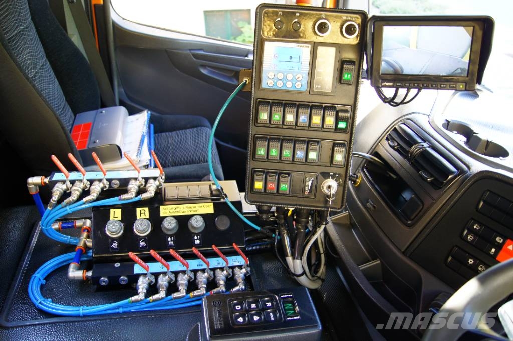 Mercedes-Benz ATEGO 1324/E 6/TÜV/FAUN Viajet 6 R+L+H Aufbaumotor Camión de barrendero