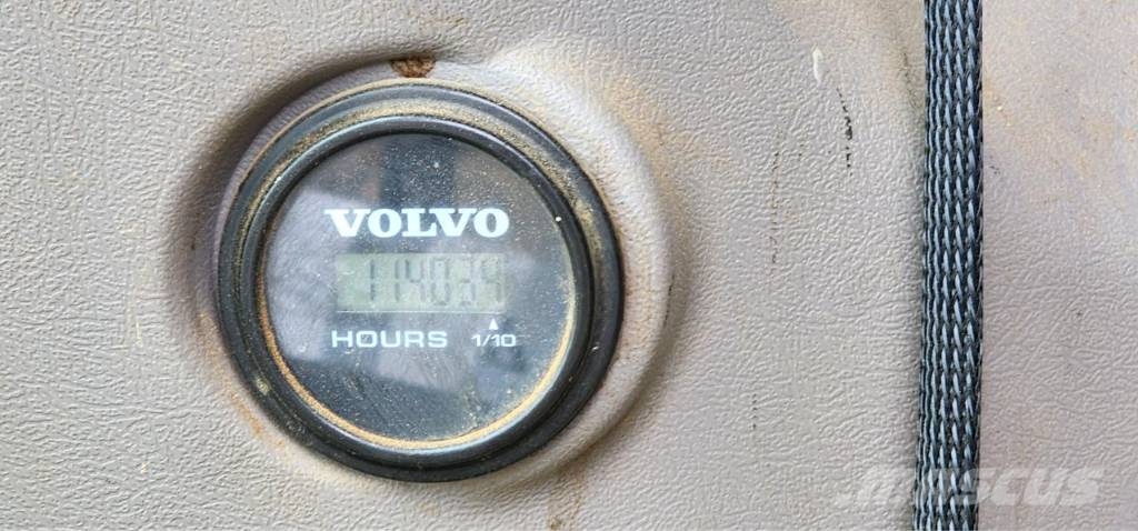 Volvo EC 300 E 대형 굴삭기 29톤 이상