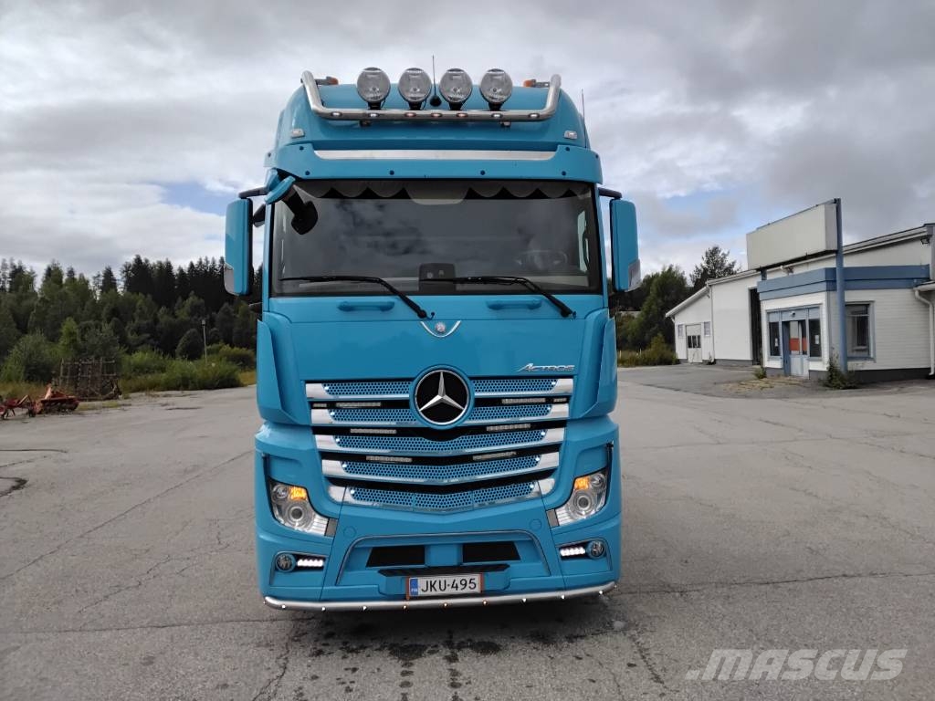 Mercedes-Benz Actros 2563 Camiones de cama baja