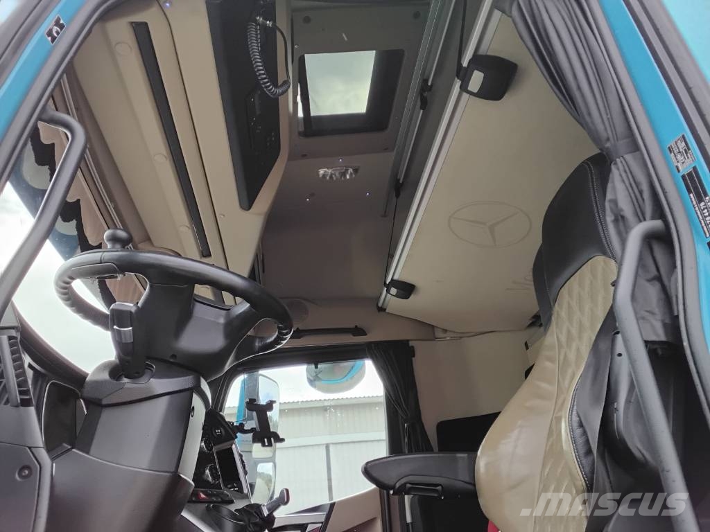 Mercedes-Benz Actros 2563 Camiones de cama baja