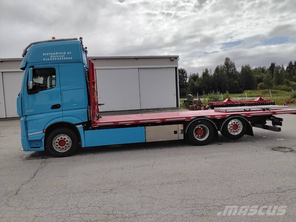 Mercedes-Benz Actros 2563 Camiones de cama baja