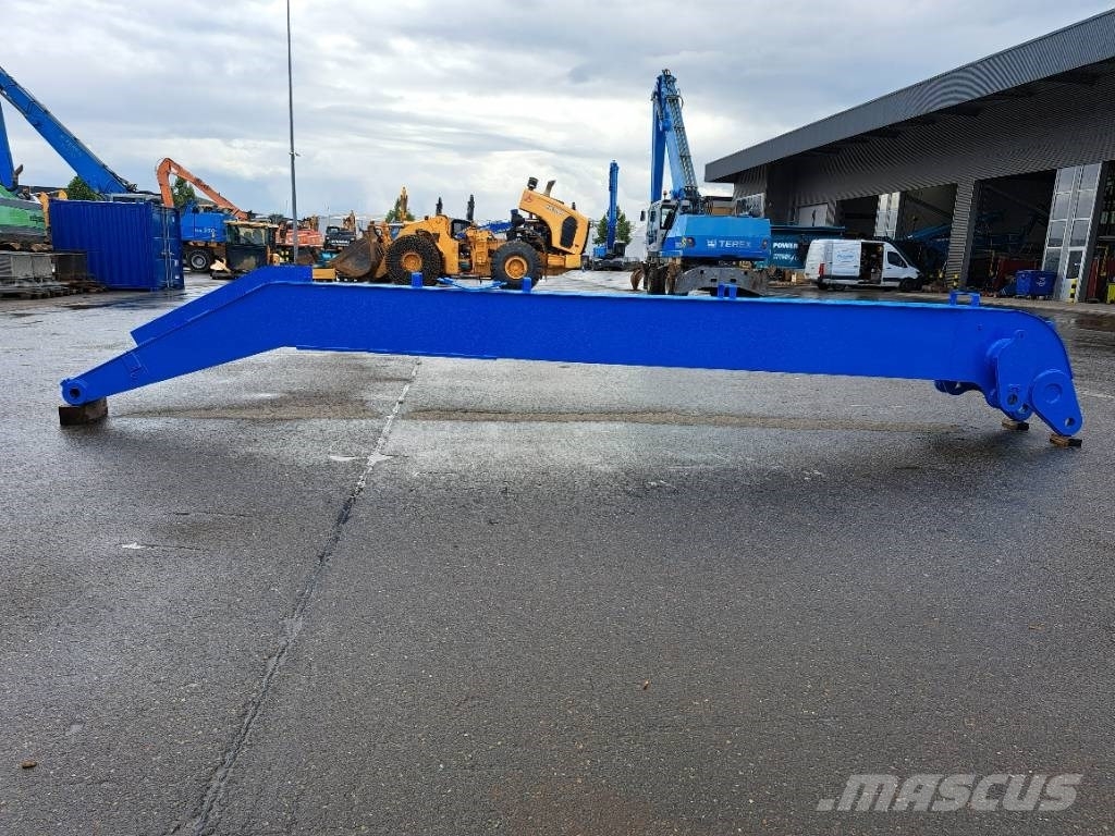 Fuchs MHL350E 7200mm Material Handling Stick Gieken en dippers