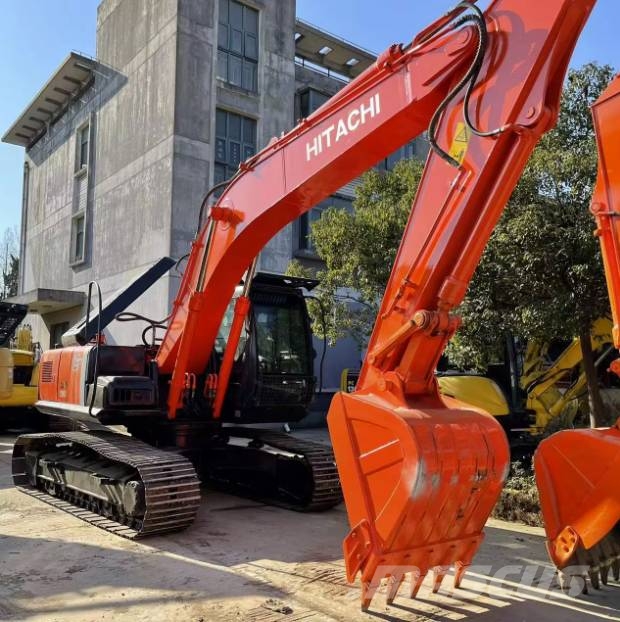 Hitachi ZX200 Εκσκαφείς με ερπύστριες