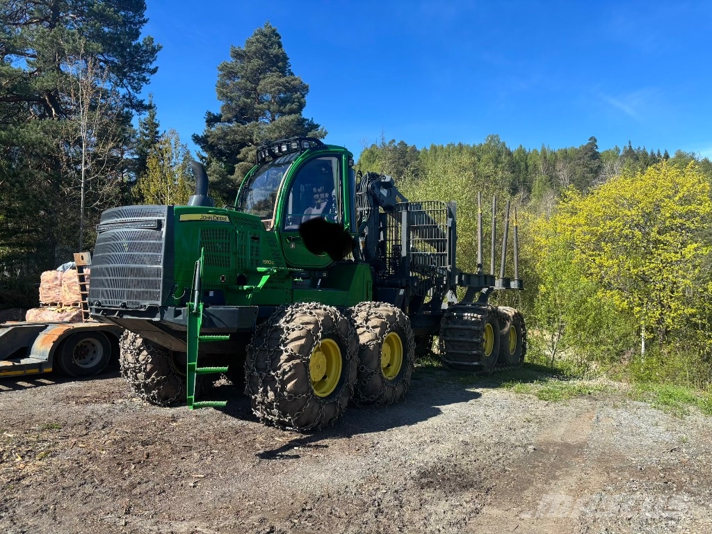 John Deere 1910G Forvarderi