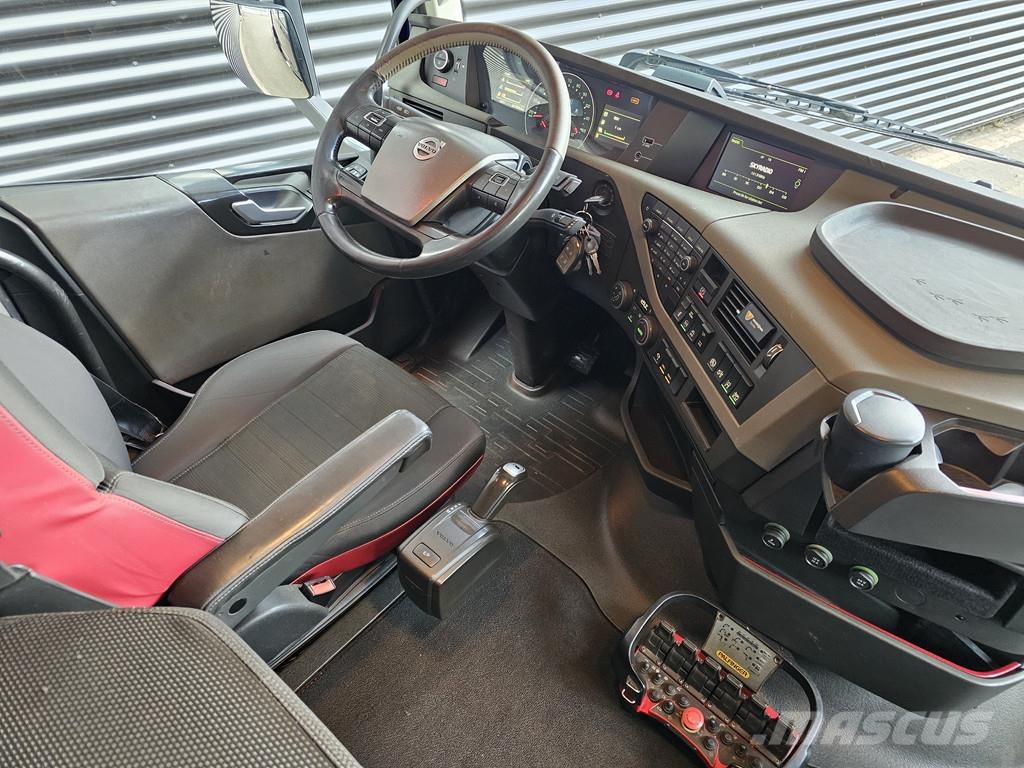 Volvo FH 420 6x2/ PALFINGER 33 tm CRANE / KRAN Седельные тягачи
