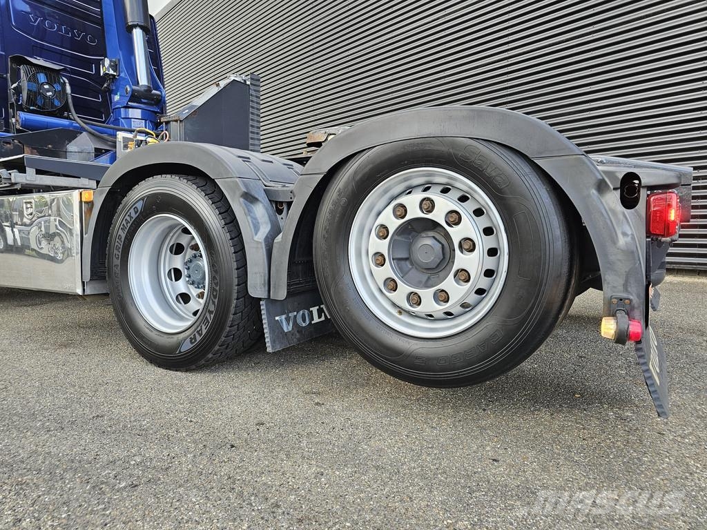 Volvo FH 420 6x2/ PALFINGER 33 tm CRANE / KRAN Седельные тягачи