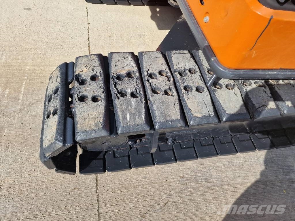 Hitachi ZX 65 USB-6, 2023, 1.208h, Quick hitch+3 Buckets