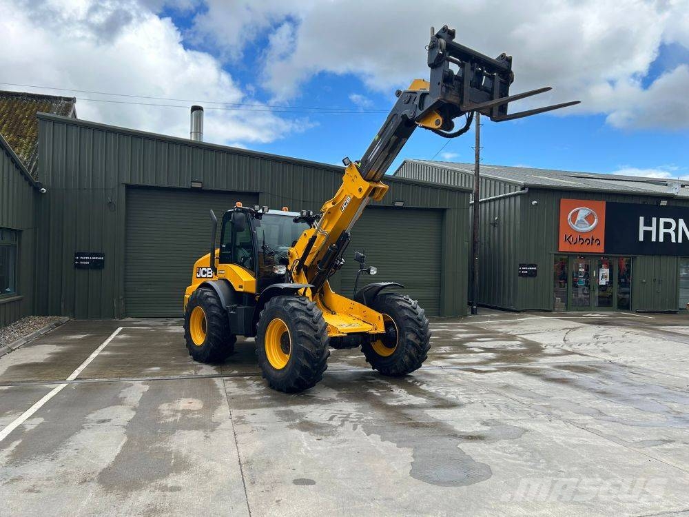 JCB TM 420 Сельскохозяйственные телескопические погрузчики