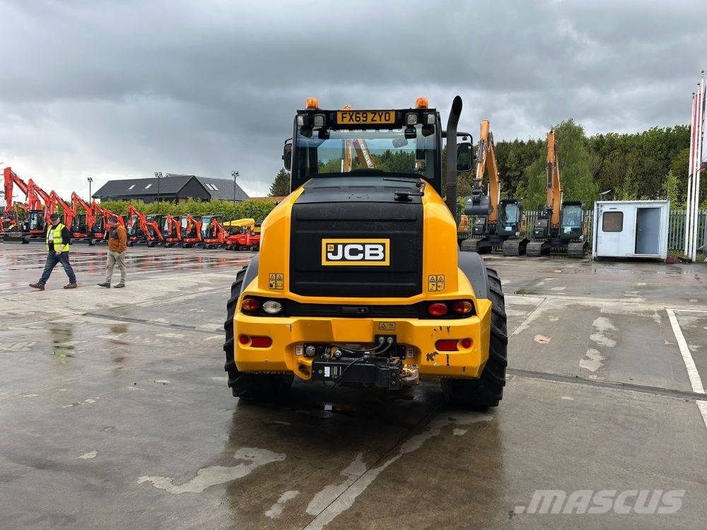JCB TM 420 Сельскохозяйственные телескопические погрузчики