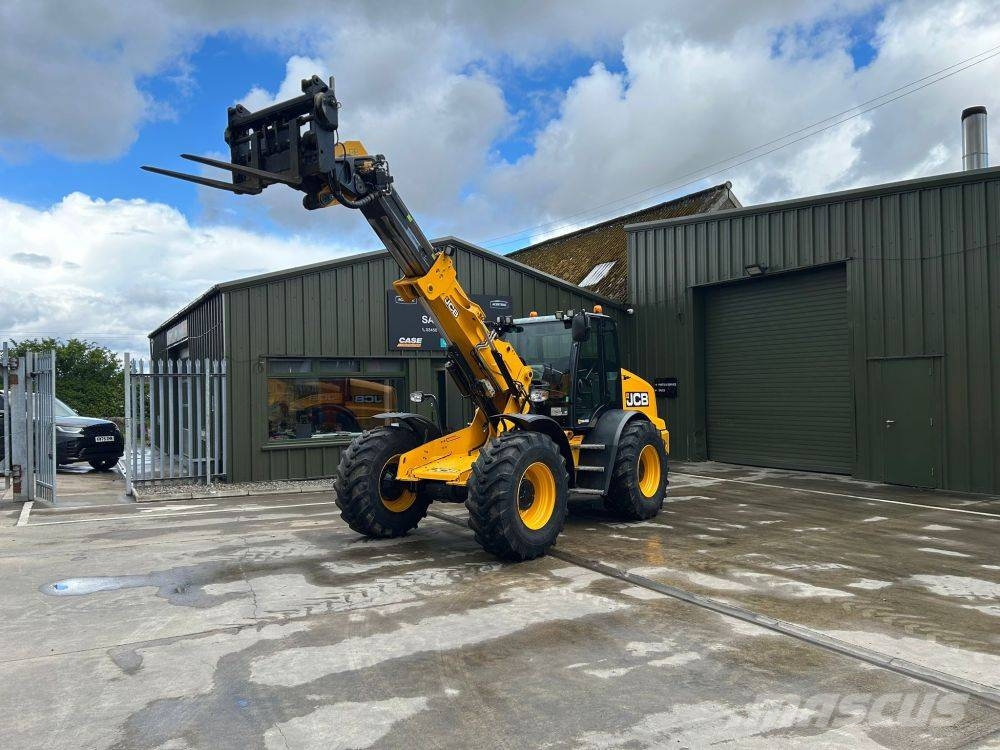 JCB TM 420 Сельскохозяйственные телескопические погрузчики