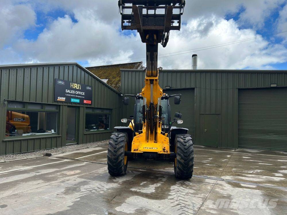 JCB TM 420 Сельскохозяйственные телескопические погрузчики