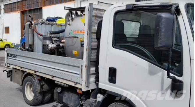 Isuzu N 1R 87A Грузовики-Фургоны