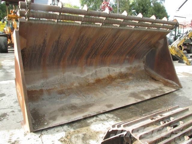 CAT 992 C دلاء