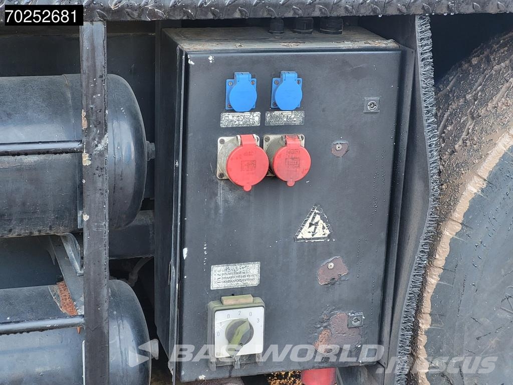 Spierings SK345-AT3 رافعات الطرق الوعرة