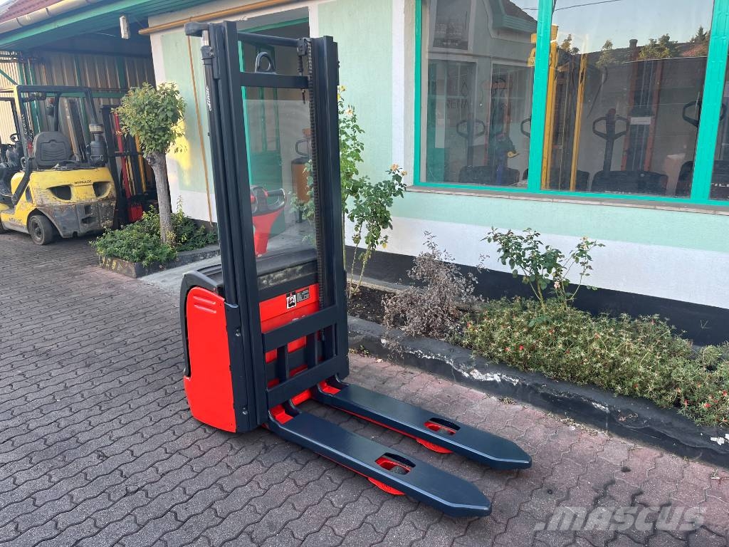 Linde L10 /379/ V-4010 OB Ручные штабелёры