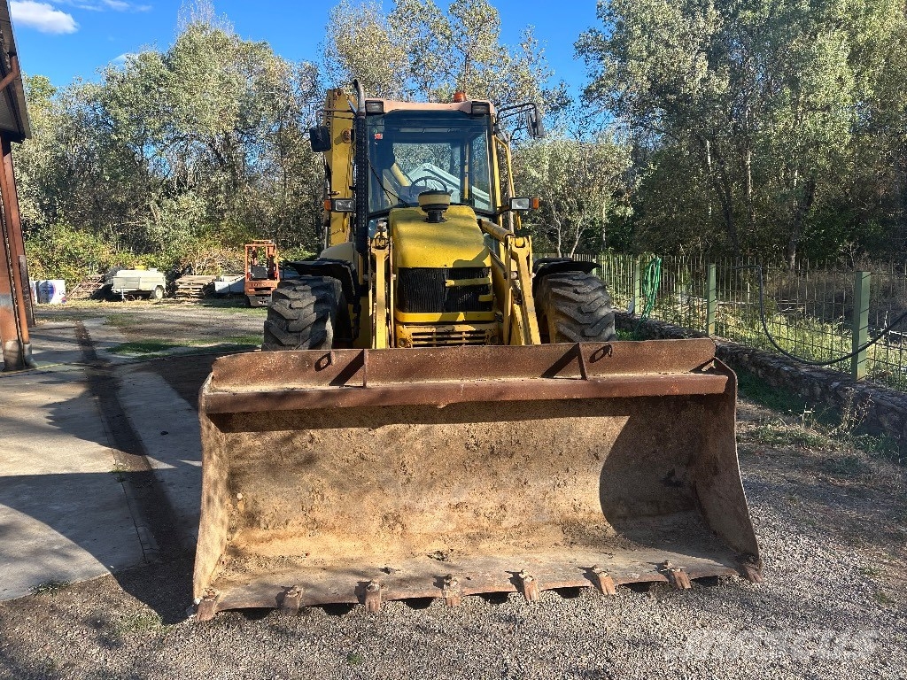 Komatsu WB 97 S-2 Buldoexcavatoare