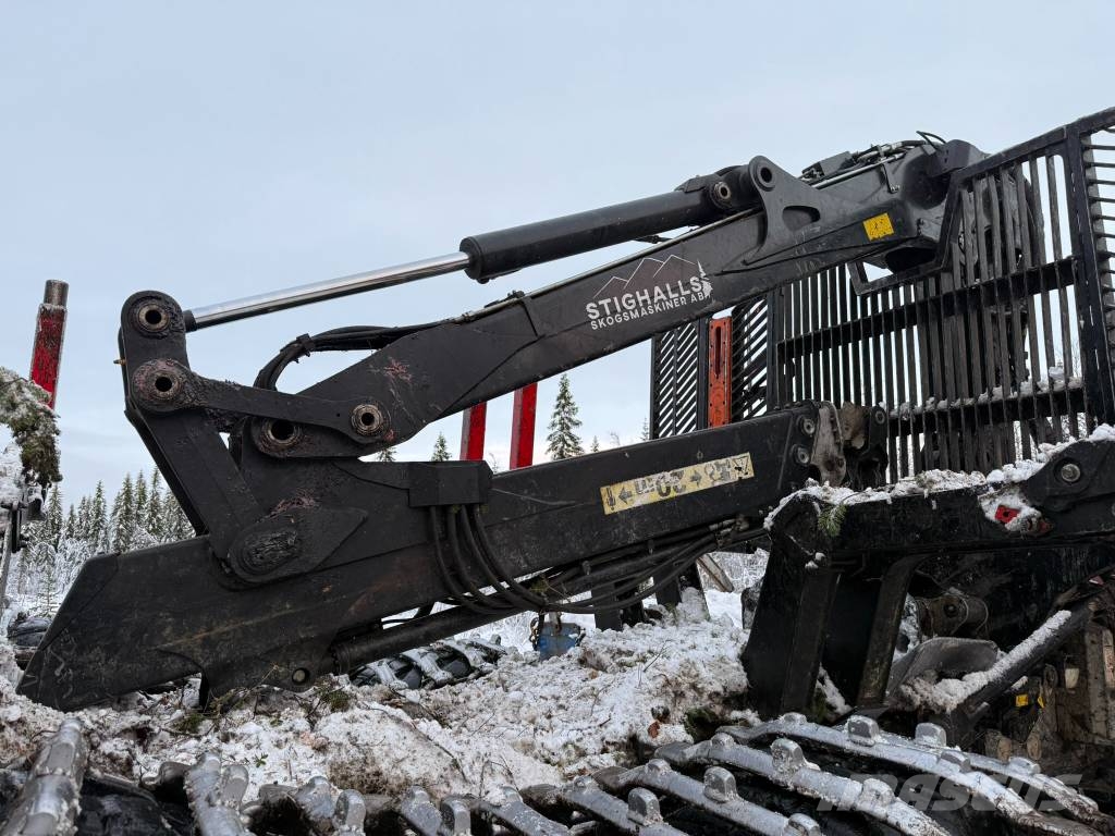 Komatsu 895 Forvarderi