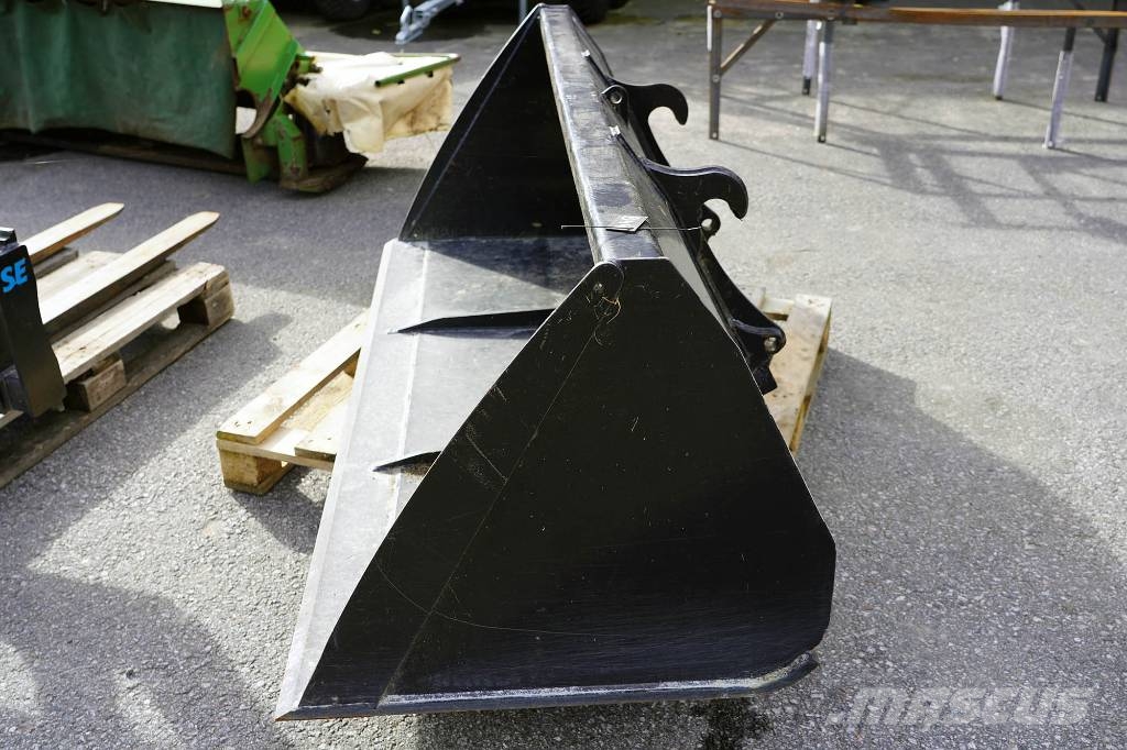 IM UNIVERSALSKOPA HD 2200 MM SMS / TRIMA FÄSTE Otros equipos de carga y excavación