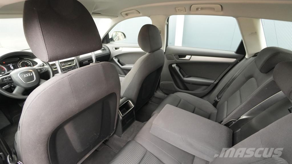 Audi A4 AVANT 2.0TFSI Pro Line Business DSG Kita